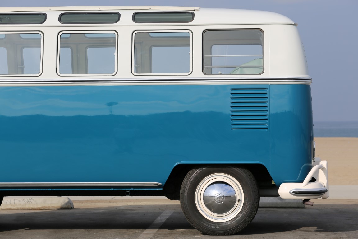 1967 volkswagen 21-window deluxe microbus for sale