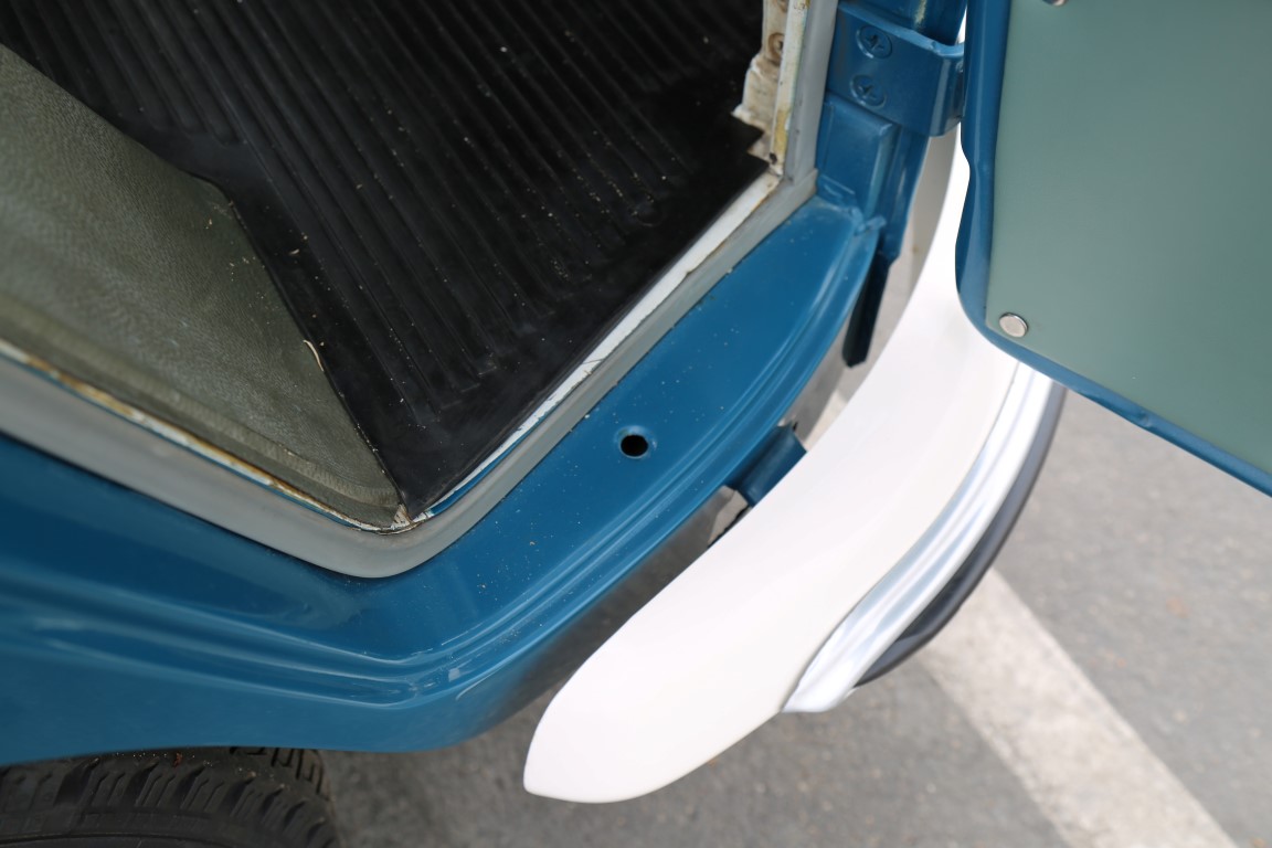 1967 volkswagen 21-window deluxe microbus for sale
