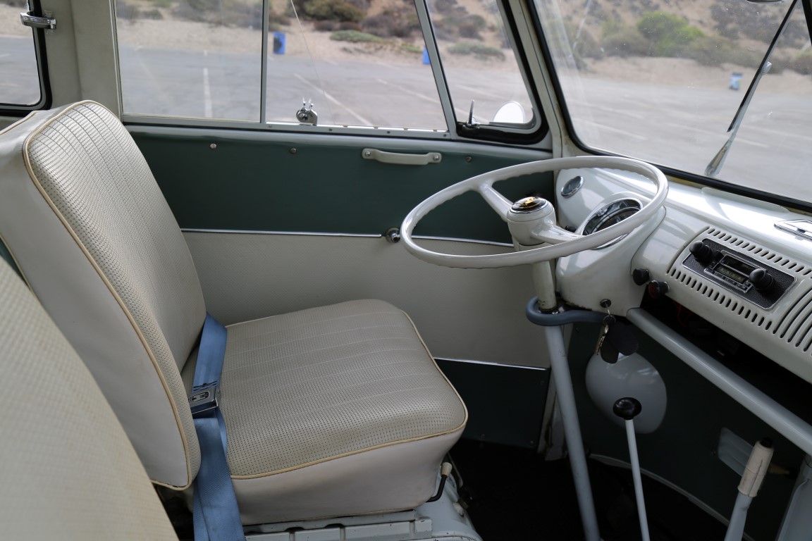 1967 volkswagen 21-window deluxe microbus for sale