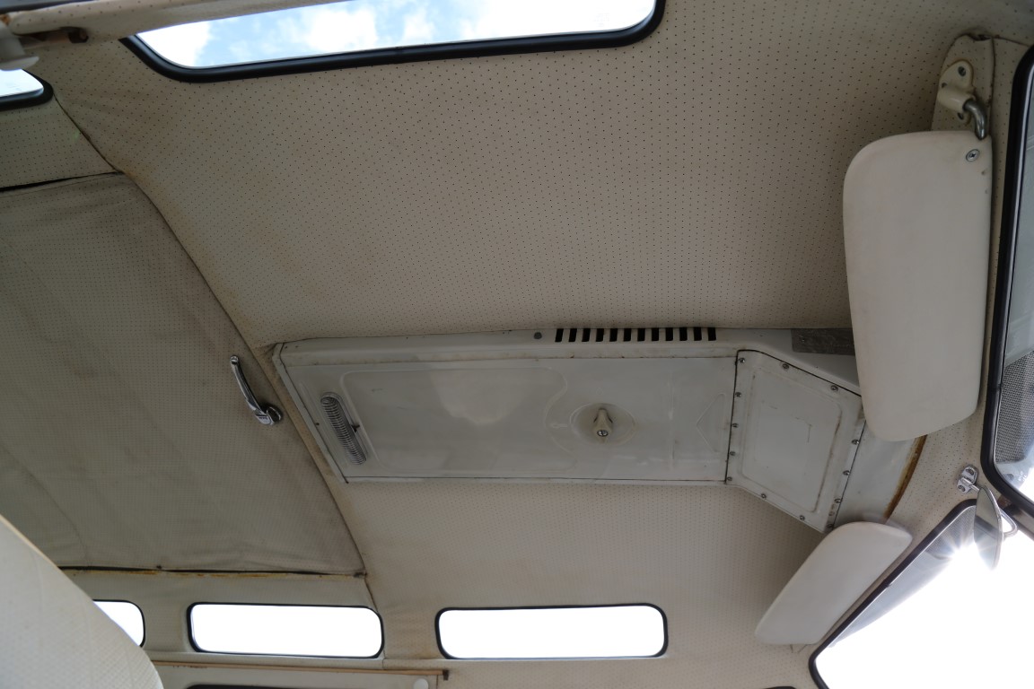 1967 volkswagen 21-window deluxe microbus for sale