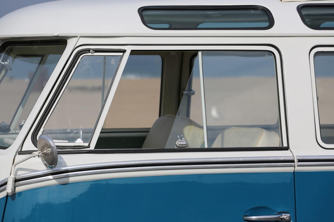 1967 volkswagen 21-window deluxe microbus for sale