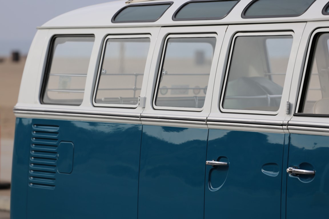 1967 volkswagen 21-window deluxe microbus for sale