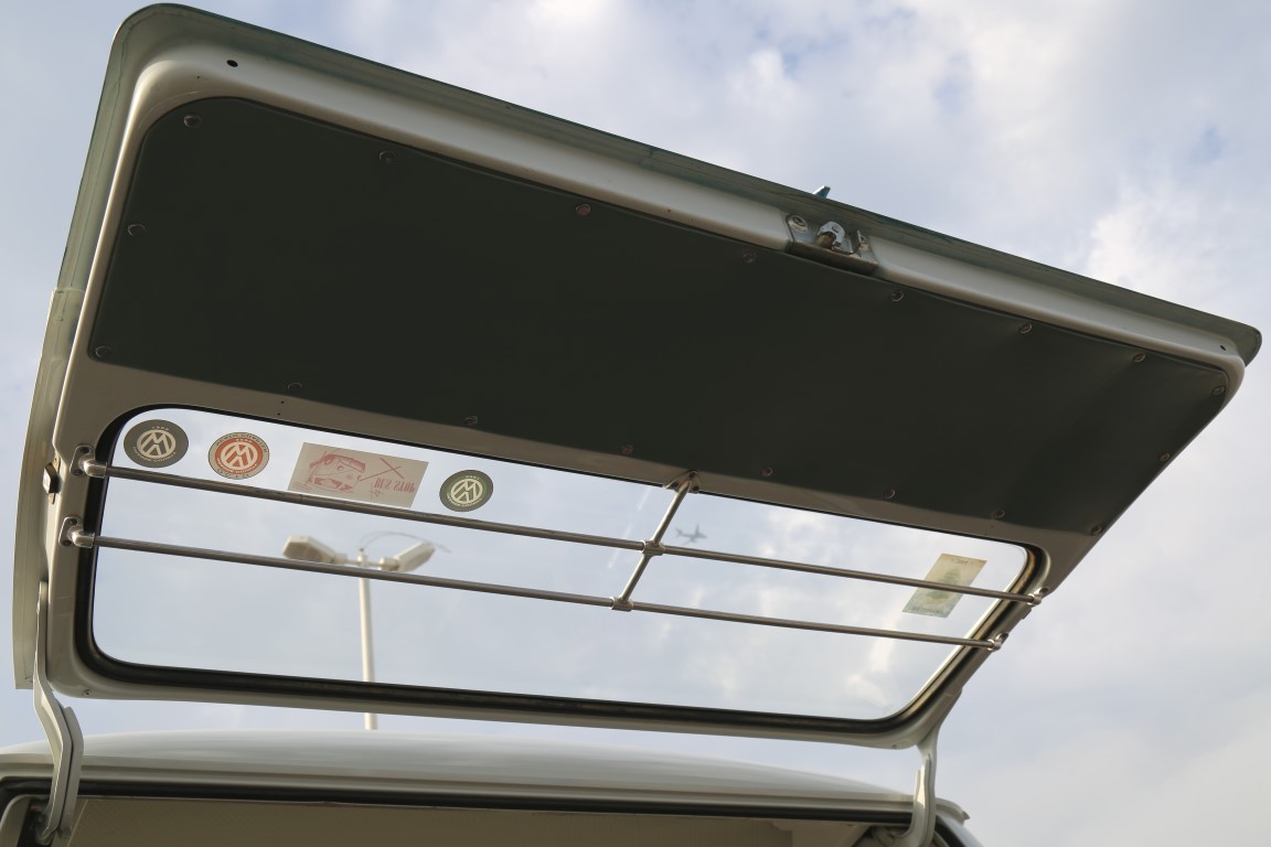 1967 volkswagen 21-window deluxe microbus for sale