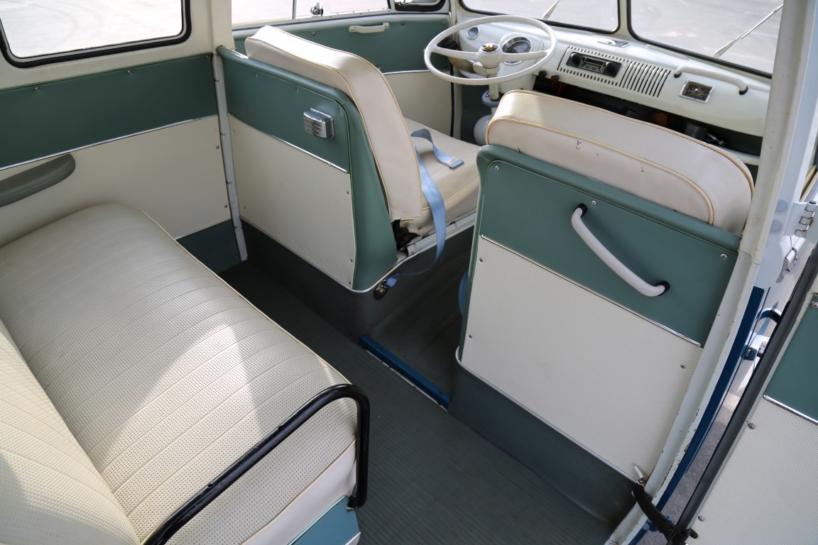 1967 volkswagen 21-window deluxe microbus for sale