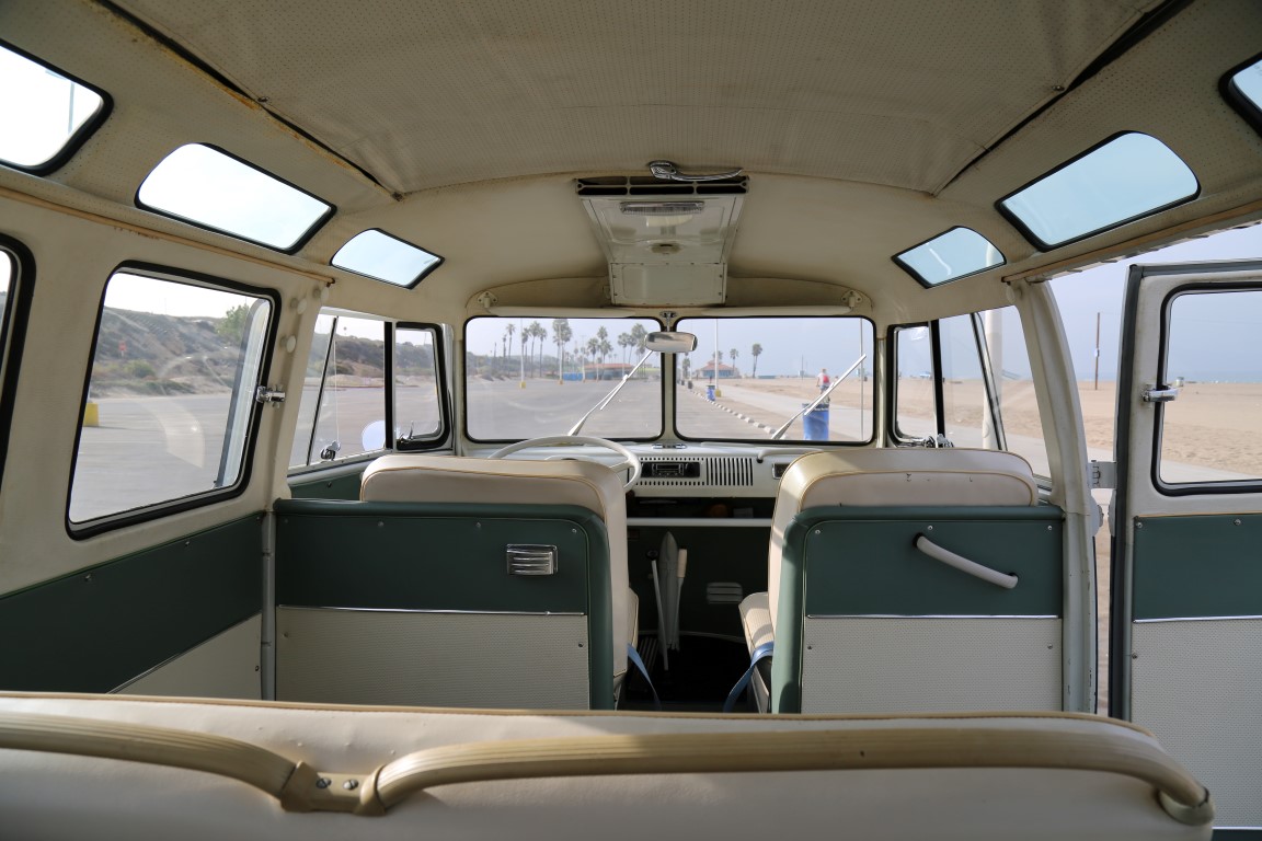 1967 volkswagen 21-window deluxe microbus for sale