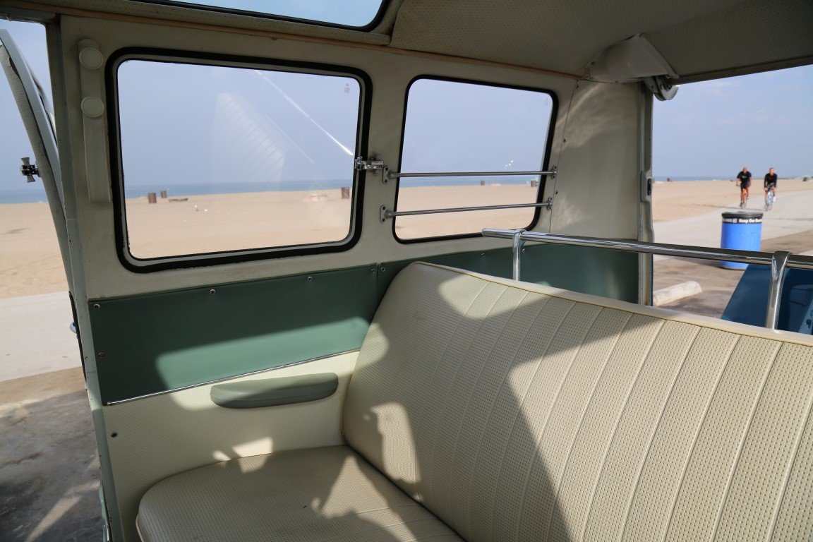 1967 volkswagen 21-window deluxe microbus for sale