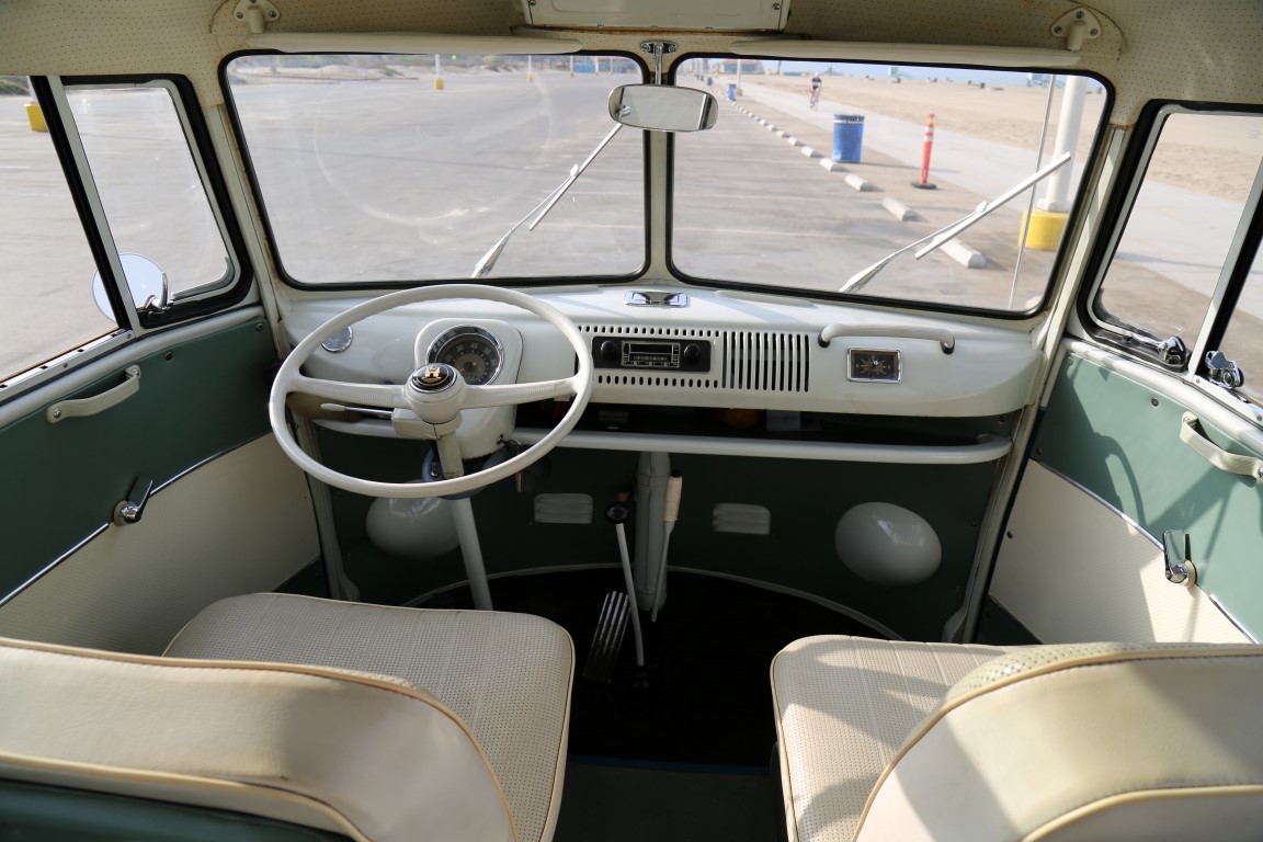 1967 volkswagen 21-window deluxe microbus for sale